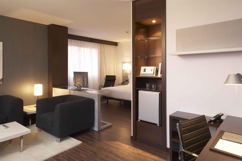 Ac Hotel By Marriott Аликанте Экстерьер фото